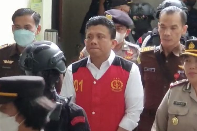Terdakwa kasus pembunuhan berencana terhadap Nofriansyah Yosua Hutabarat atau Brigadir J, Ferdy Sambo tiba di Pengadilan Negeri (PN) Jakarta Selatan, Rabu (26/10/2022).