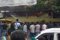 Bengkel di Cipulir Terbakar, Puluhan Mobil Terbakar