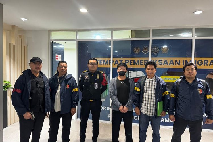 Polri Bekuk Penyelundup Ponsel-Perlengkapan Bayi dari Korsel