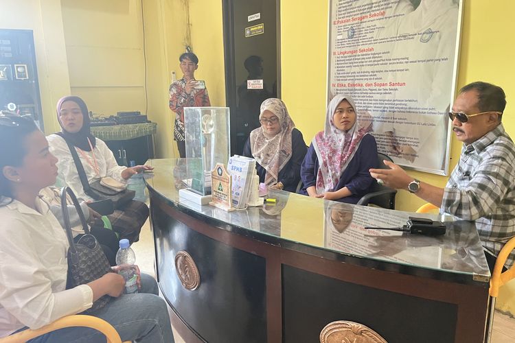 Wali Murid SMK Nusantara Surabaya Protes Anaknya Tak Dapat Seragam dan Perlengkapan, padahal Sudah Bayar Rp 11 Juta