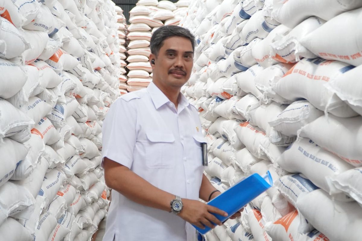 M Attar Rizal, Pemimpin Wilayah Bulog Jabar.