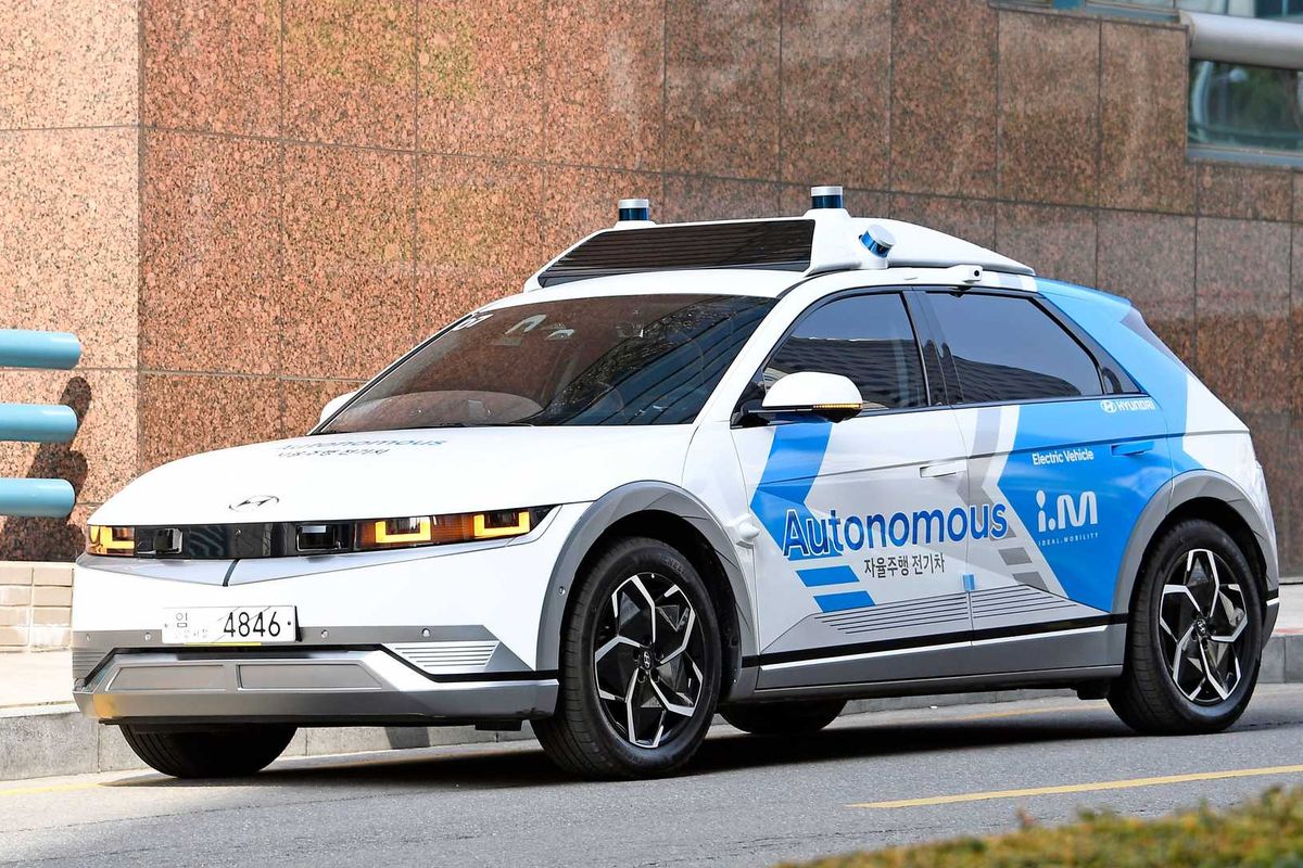 Mobil listrik Hyundai Ioniq 5 menjadi kendaraan otonom Level 4 dalam proyek RoboRide