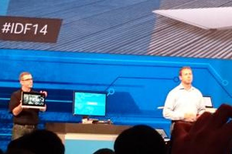  Kirk Saugen,  Senior VP and GM PC Client Group Intel mendemokan PC dan laptop berbasis Skylake, Selasa (9/9/2014).