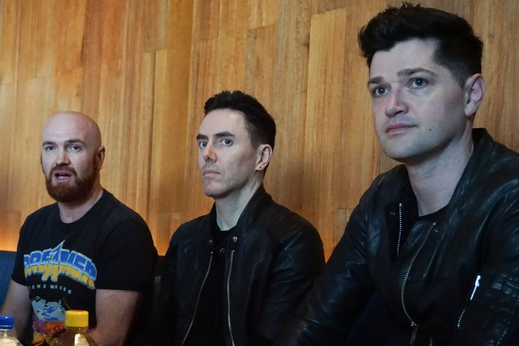 Grup band The Script dalam sesi wawancara di Double Three Hotel, Cikini, Jakarta Pusat, Senin (9/4/2018).