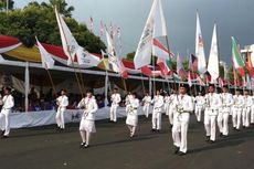 Bendera Peserta Asian Games Dikirab di Jember Fashion Carnival