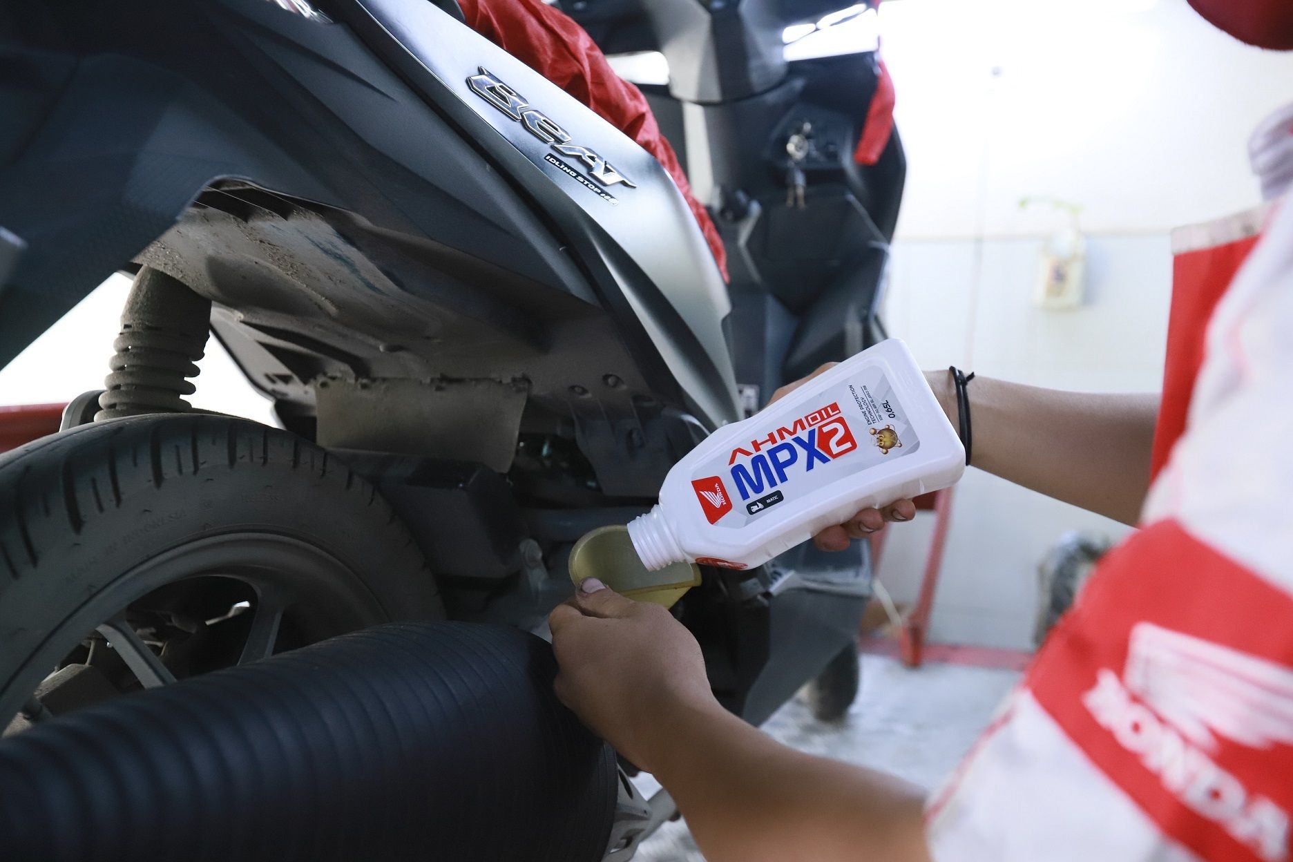 AHM Luncurkan Oli Baru buat Honda Beat, Scoopy, dan Genio