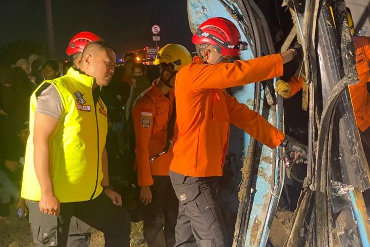Kecelakaan Tol Pejagan–Pemalang Km 259: Satu Penumpang Bus Meninggal, 33 Luka-luka