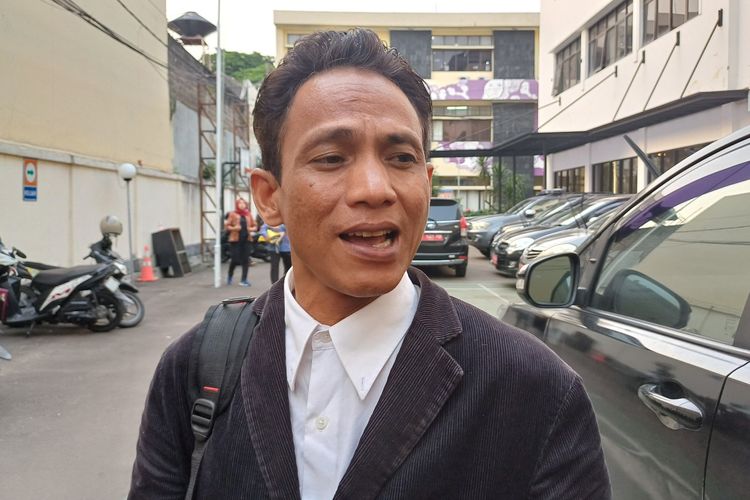 Ketua Kelompok Tani Kampung Susun Bayam Madani, Furqon saat ditemui di Komnas HAM, Kamis (30/5/2024).