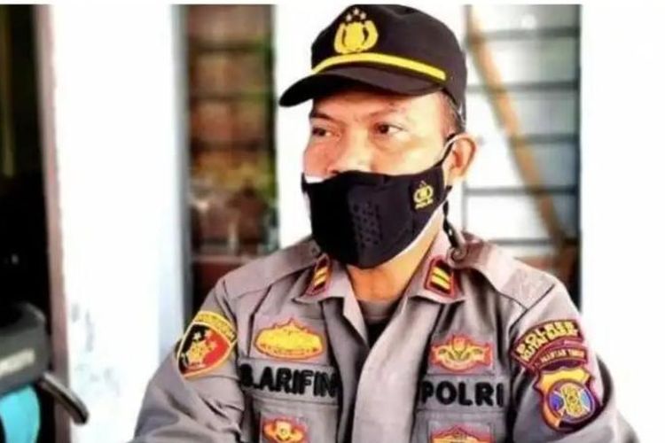 Kapolsek Jempang, Iptu Sainal Arifin dicopot dari jabatannya karena diduga memeras warga tidak mampu.