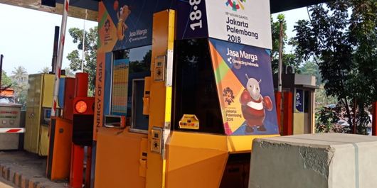 Beautifikasi di gerbang tol yang dilakukan PT Jasa Marga (Persero) Tbk guna menyambut Asian Games 2018.
