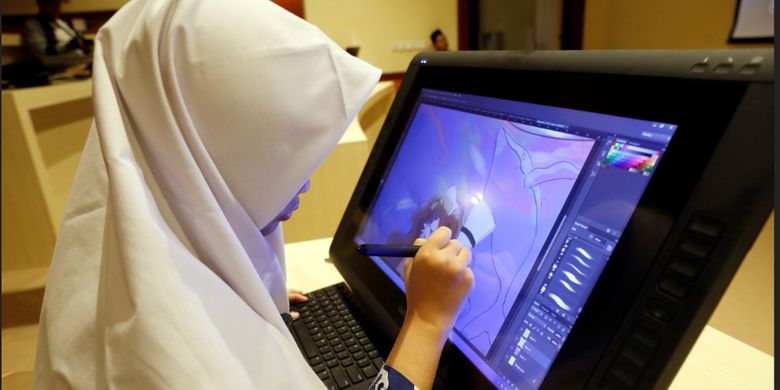 Bidang Ekonomi Kreatif, Interior Desain, Tata Busana, Rekayasa Perangkat Lunak, Desain Komunikasi Visual dan Animasi telah ditingkatkan untuk mengasah bakat kreatif dengan keterampilan praktis siswa SMK yang relevan dengan industri kreatif.