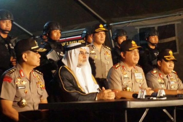 Duta Besar Arab Saudi, Syaikh Osama bin Muhammed Al-Shuibi saat jumpa pers di Nusa Dua Sabtu (4/3/2017)