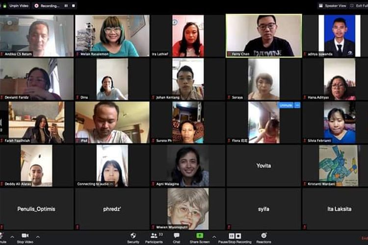Tangkapan layar proses tour virtual Kampung Tugu lewat aplikasi meeting Zoom