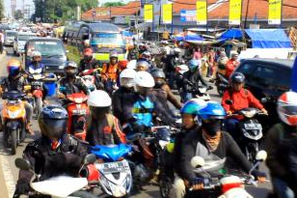 Suasana jalur mudik di Pantua, Cirebon.