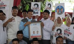 Siap Wujudkan Dana Abadi Pesantren, Prabowo-Gibran Terima Dukungan dari Barisan Santri Muda