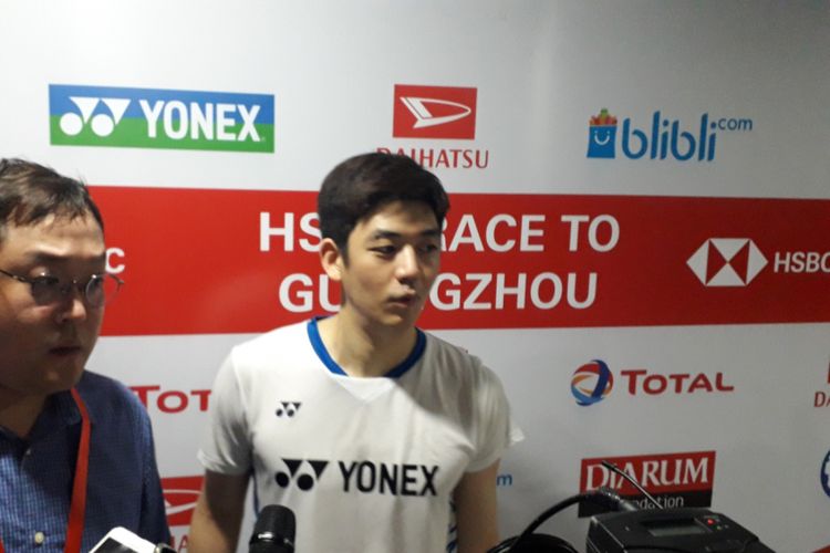 Pebulutangkis Korea Selatan, Lee Yong Dae saat ditemui usai bertanding di Indonesia Masters 2019 di Istora Senayan, Jakarta, Rabu (23/1/2019).