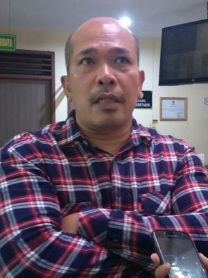 Ketua tim kuasa hukum terdakwa kasus pembunuhan satu keluarga di Bekasi, Alam Simamora di Pengadilan Negeri Bekasi, Rabu (24/4/2019).