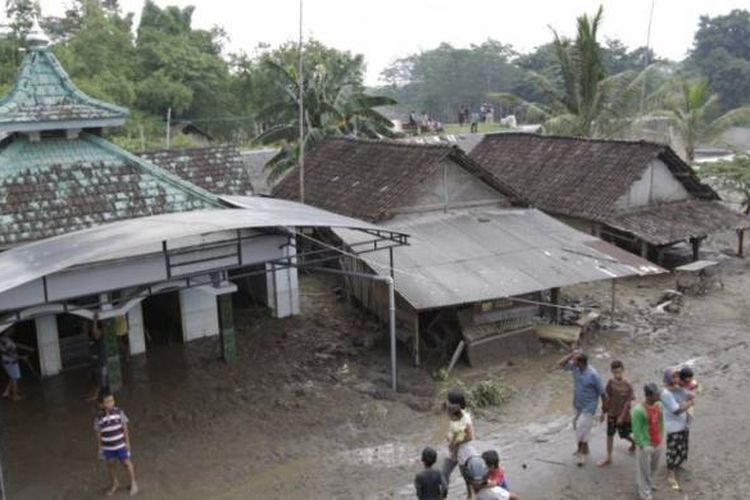 Kejati Jatim Ingatkan Pengelolaan Dana Bencana Kelud