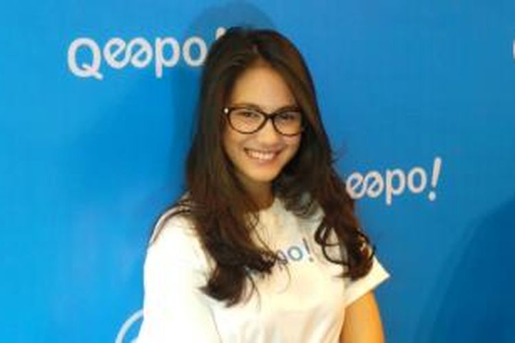 Pevita Pearce ambil bagian dalam jumpa pers peluncuran aplikasi digital Qeepo! di Conclave, Jakarta Selatan, Selasa (27/10/2015).