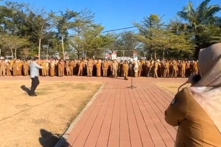 Kadis Gowa Viral Coba Bubarkan Upacara Bupati, Akui Spontan karena Kesal Pejabat Dinonaktifkan