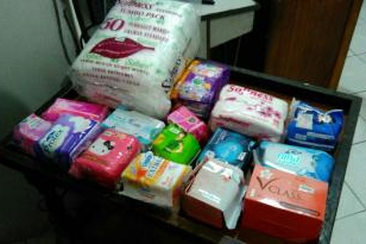 Pembalut dan pantyliner yang diuji kadar klorinnya oleh Yayasan Lembaga Konsumen Indonesia.