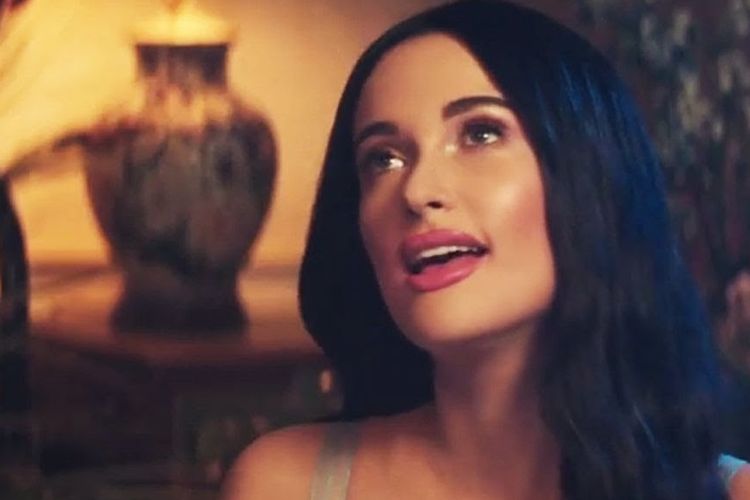 Lirik Lagu Flower Child - Kacey Musgraves