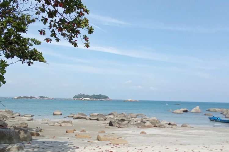 Pantai Penyusuk dan Pulau Putri di Bangka, Punya Terumbu Karang Indah