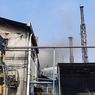 Kebakaran Pabrik Kimia di Cilincing, Terdengar Ledakan, Api Muncul dari Tungku di Ruang Produksi