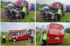 Mobil Travel DayTrans Kecelakaan di Tol Cisumdawu, 2 Orang Tewas