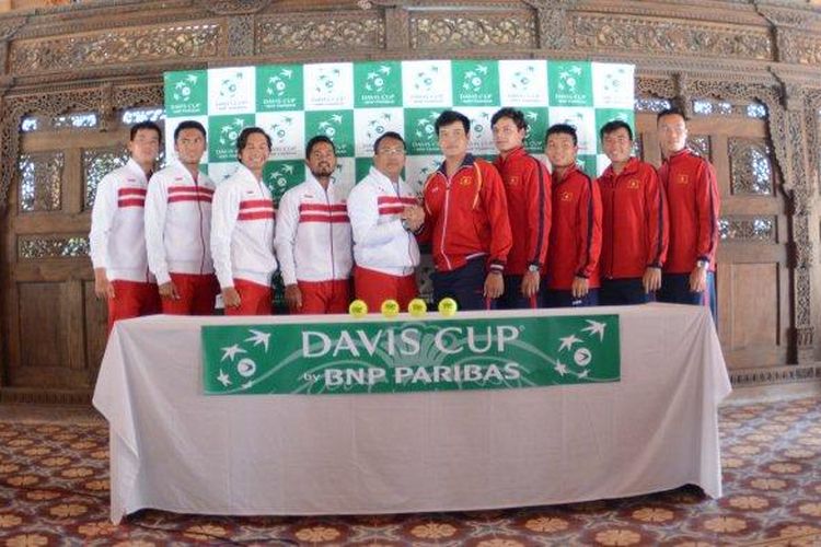 Tim Piala Davis INdonesia (kiri) akan berhadapan dengan Vietnam (kanan) di  Piala Davis Grup II Zona Asia Oceania, 4-6 Maret 2016.