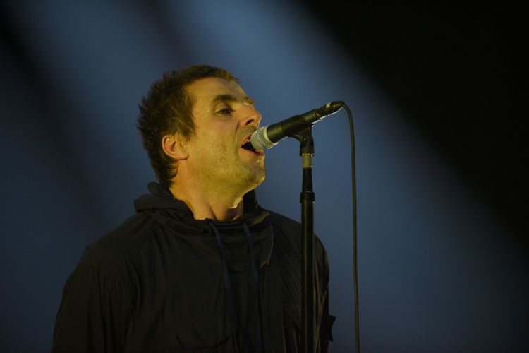 Vokalis asal Inggris Liam Gallagher bernyanyi dalam konser bertajuk  Liam Gallagher of Oasis-World Tour 2018 di Ecovention Ancol, Jakarta Utara, Minggu (14/1/2018).