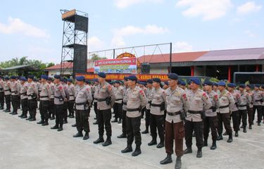 200 Personel Brimob Polda Sumsel Dikirim ke Palu Bantu Korban Gempa