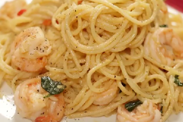 Spaghetti telur asin ala Asian Food Channel