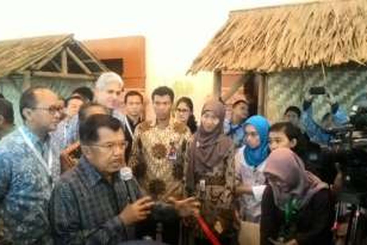 Wakil Presiden Jusuf Kalla di Gedung Balai Kartini, Jakarta, Senin (23/5/2016)