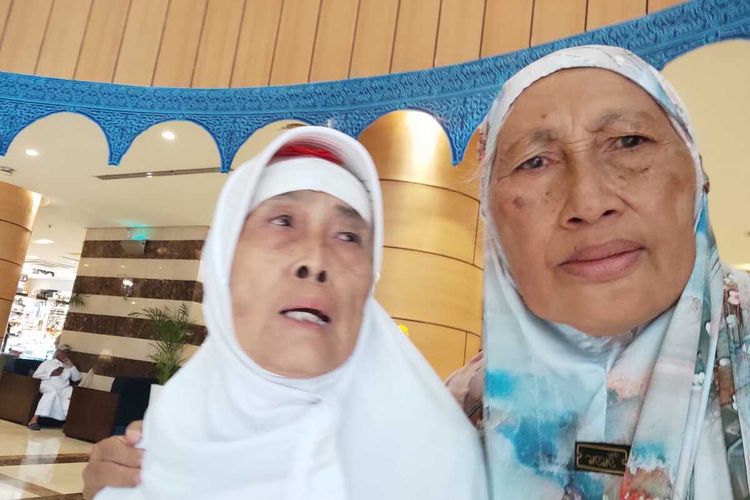 Aedah Enjuh (70) warga warga Kampung Rancakole, Desa Rancakole, Kecamatan Arjasari, Kabupaten Bandung, Jawa Barat saat ditemukan usai terpisah dari rombongan umrohnya di Mekkah pada Minggu (17/3/2024) kemarin