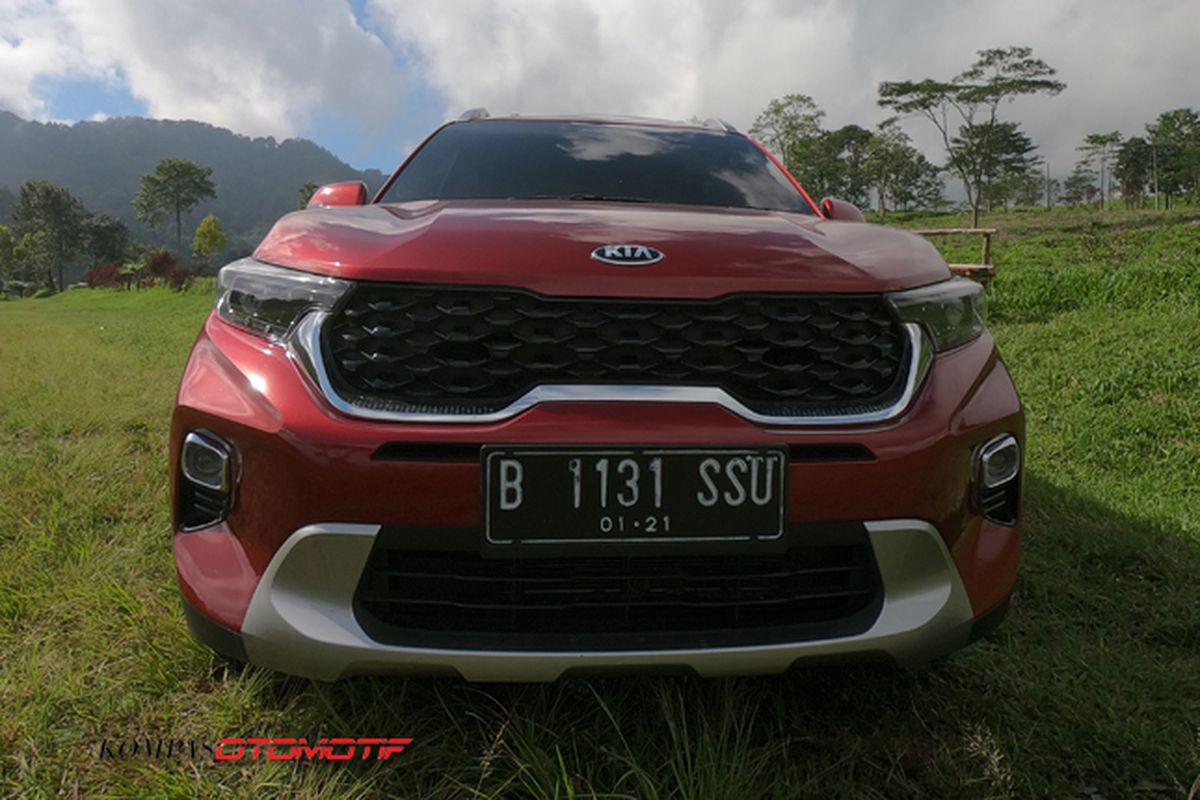 Test Drive Kia Sonet Premiere iVT