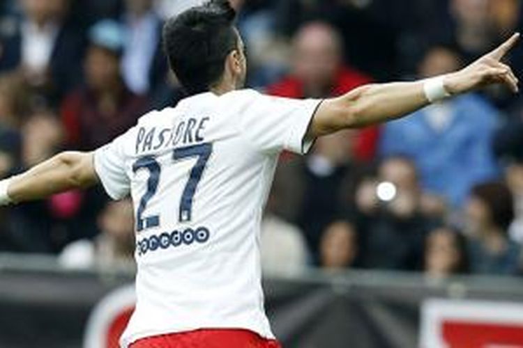 Javier Pastore mencetak dua gol saat PSG menang 3-1 di kandang Nice, Sabtu (18/4/2015).