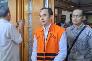 Hakim: John Field dkk Terbukti Menyuap Pejabat Bea Cukai Rp 61,7 Miliar