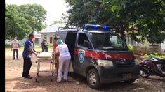 Kisah Polisi Bantu Seorang Ibu Melahirkan di Dalam Mobil Dinas...