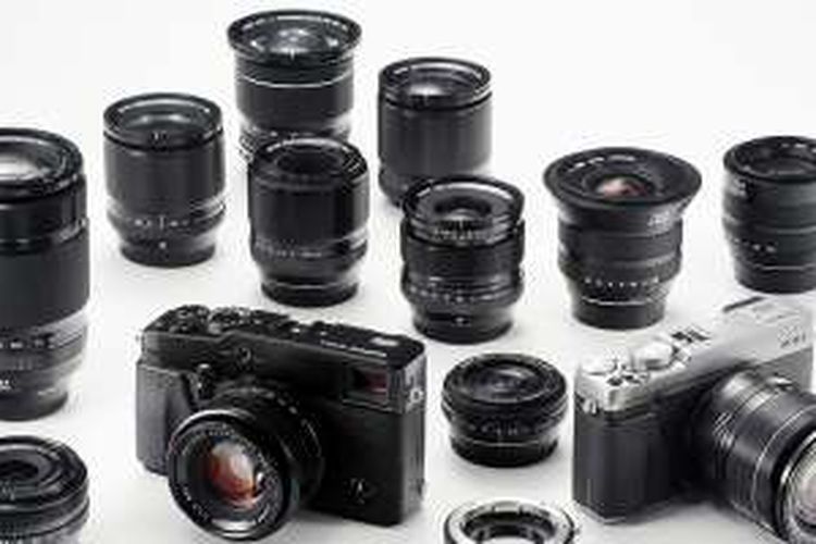 Deretan lensa untuk kamera mirrorless Fujifilm.