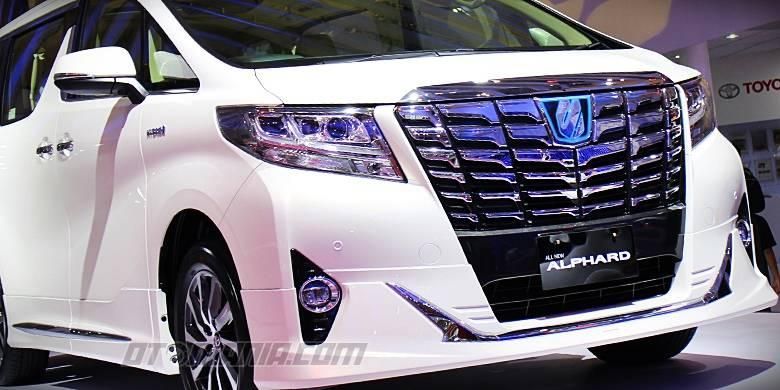 Toyota Alphard Hybrid