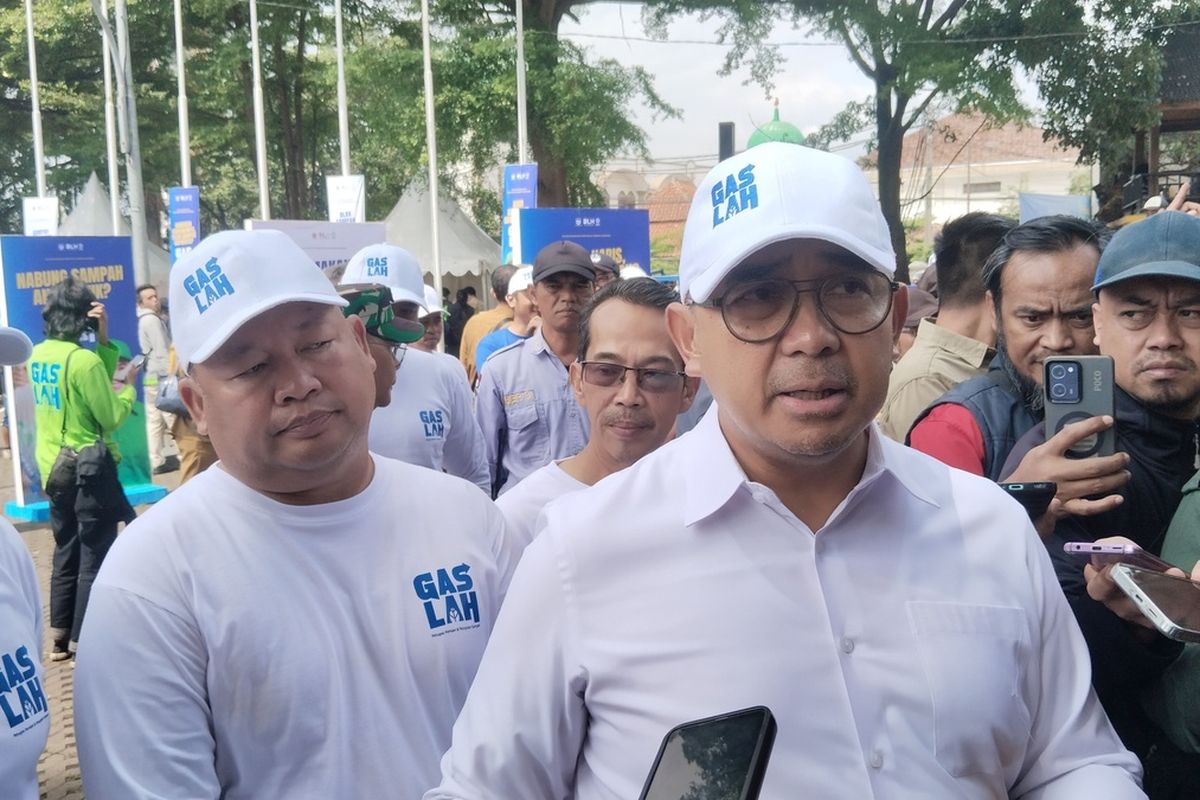 Anggaran untuk Jalan Bandung Naik Jadi Rp 300 Miliar, Farhan: Jangan Hanya  Besar di Depan