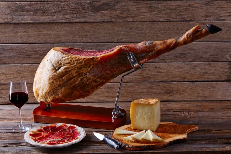 Ilustrasi iberico ham dari Spanyol. 