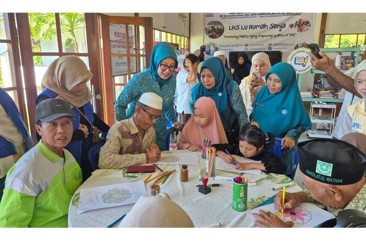Rumah Senja menghadirkan berbagai laboratorium inovasi komunitas. 