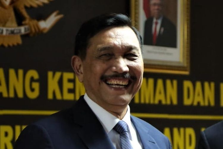 Menteri Koordinator Bidang Kemaritiman dan Investasi Luhut Binsar Pandjaitan di Jakarta, Selasa (14/12/2021).