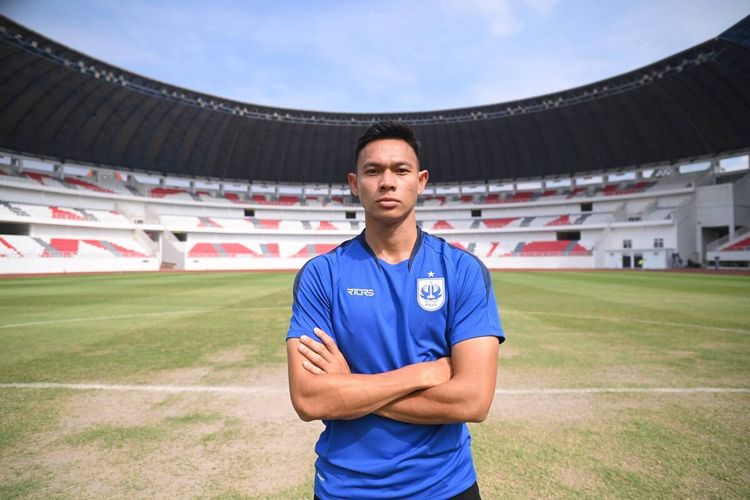Ingin Kembali ke Super League, PSIS Rekrut Bek Timnas Andy Setyo
