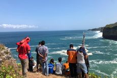 Dua Wisatawan Terseret Ombak di Pantai Ngluwen Gunungkidul, Satu Meninggal, 1 Masih Dicari