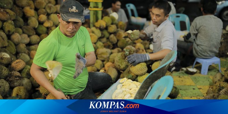 Makan Durian