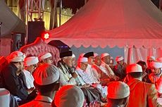Ketika Teriakan Nama Prabowo hingga Acungan Jari Berbeda Warnai Kehadiran Ganjar dalam Tablig Akbar di GBK