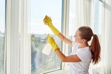 Cara Membersihkan Jendela Pakai Cuka agar Lebih Bersih 